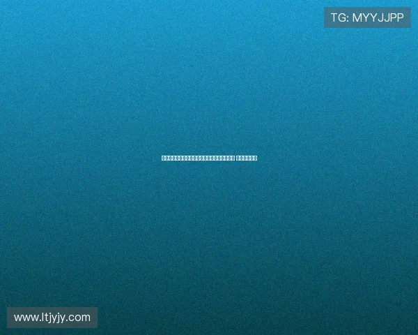 斯彭斯与范德芬无视弗兰克交流直接走过为中心 引发赛后关注 斯彭斯与范德芬无视弗兰克交流直接走过为中心 引发赛后关注